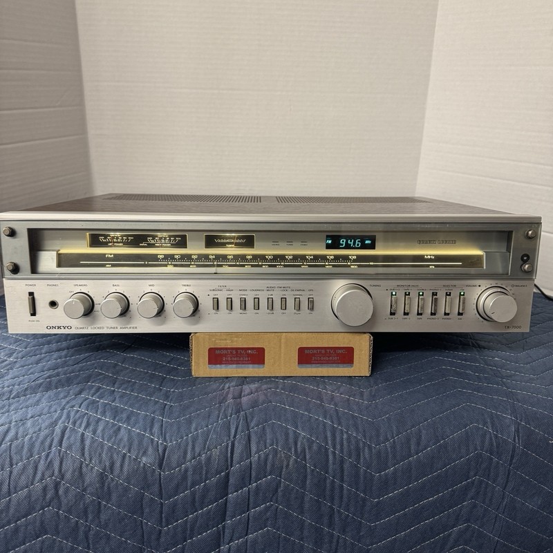 ONKYO TX-7000 VINTAGE AM/FM STEREO RECEIVER - SERVICED - CLEANED - TESTED