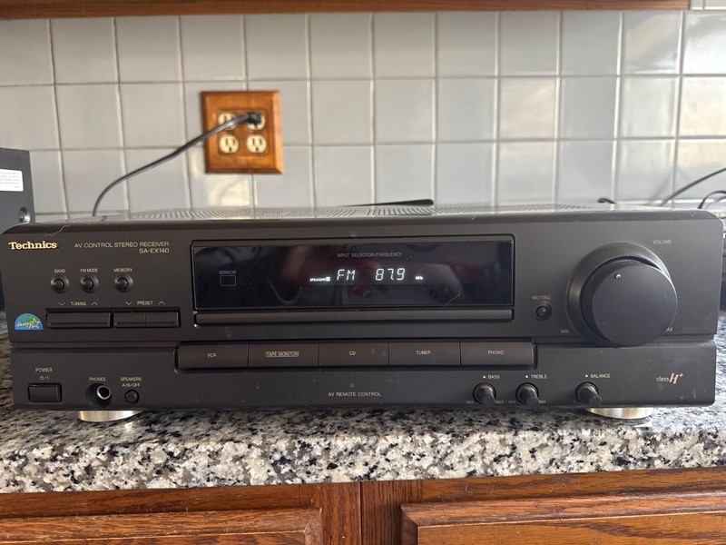 VINTAGE TECHNICS AV Control Stereo Receiver SA-EX140