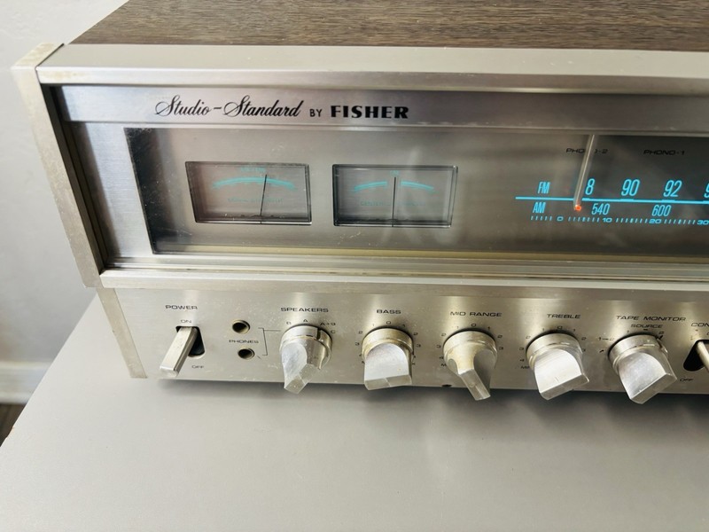 Vintage Fisher RS-1058, 90W AM/FM Stereo Receiver, 1978, Works Great! gallery