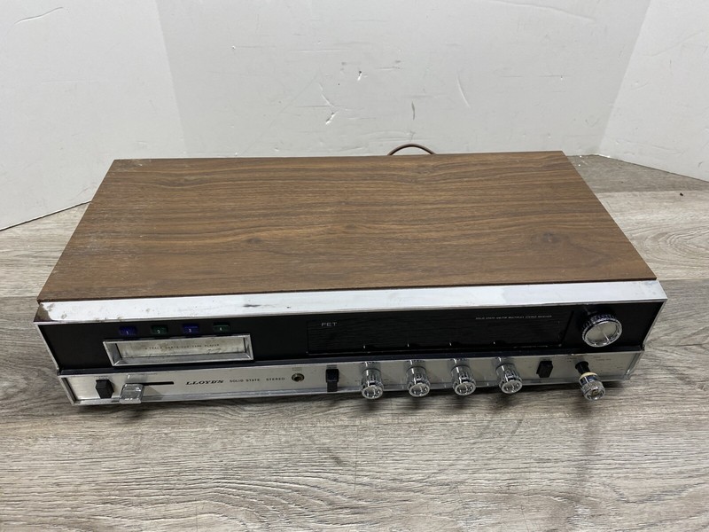 Lloyd's AM/FM Solid State Stereo Model 2M75W-07 *For Parts* Read gallery