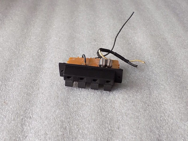 NAD 7240PE AM/FM Stereo Receiver rear antenna terminals