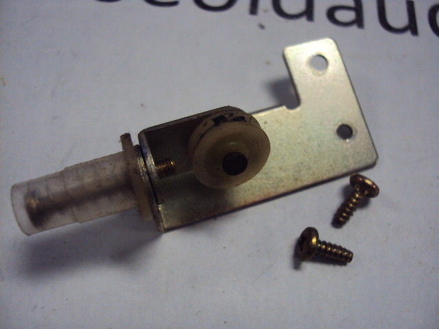 Sansui G8000 Original Dial String Tensioning Pulley. Tested. Parting Out G8000. gallery