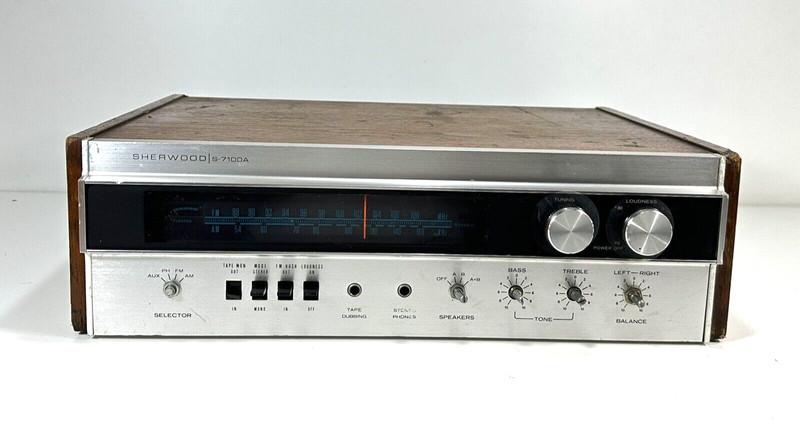 Vintage 1970 Sherwood S-7100A ~ Stereo Receiver ~ 25WPC into 8Ω ~ PARTS / REPAIR