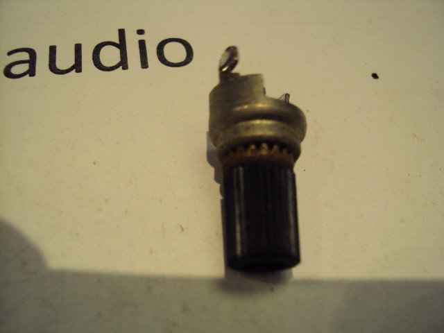 Pioneer SX-550/450 AM/FM Antenna Replacement Input Terminal. Tested. gallery
