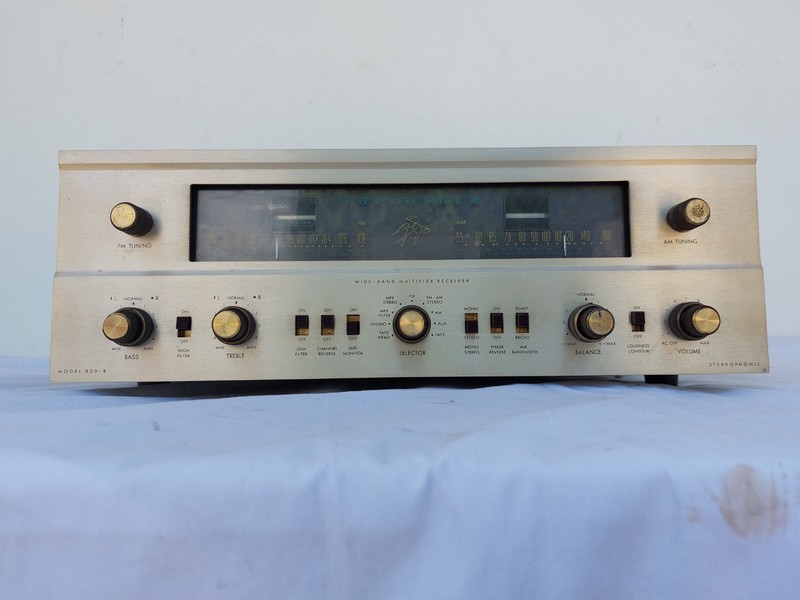 Vintage Fisher 800B Stereo Receiver in Very Good condition – all original