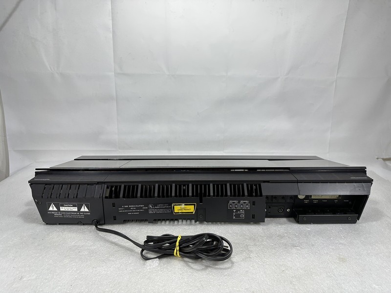 DEFECTIVE Bang Olufsen BeoCenter 9500 AMFMCDCassette Player G3D gallery