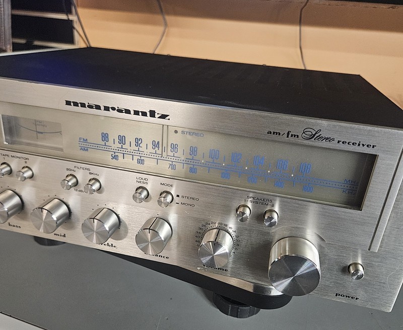Marantz 1550 Vintage AM/FM HiFi Silver Face Stereo Receiver TESTED gallery