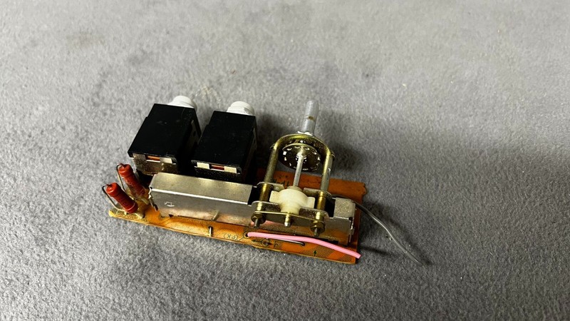 Y17 Vintage Yamaha CR-450 Original Speaker Selector Switch-Tested gallery