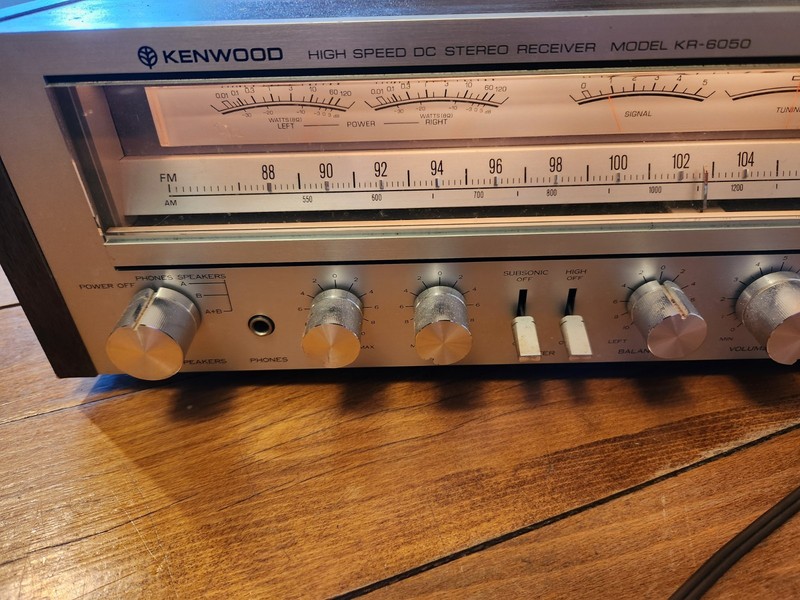 Kenwood KR-6050 AM/FM Stereo Receiver As Is gallery