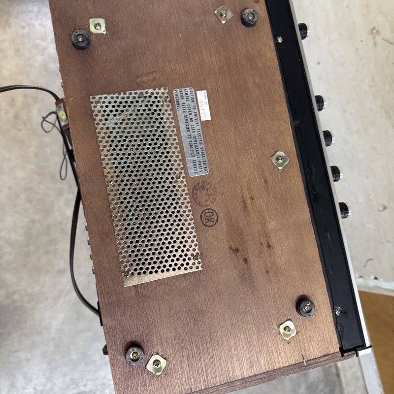 Realistic STA-15 AM/FM Stereo Receiver Woodgrain Cabinet with Manual. gallery