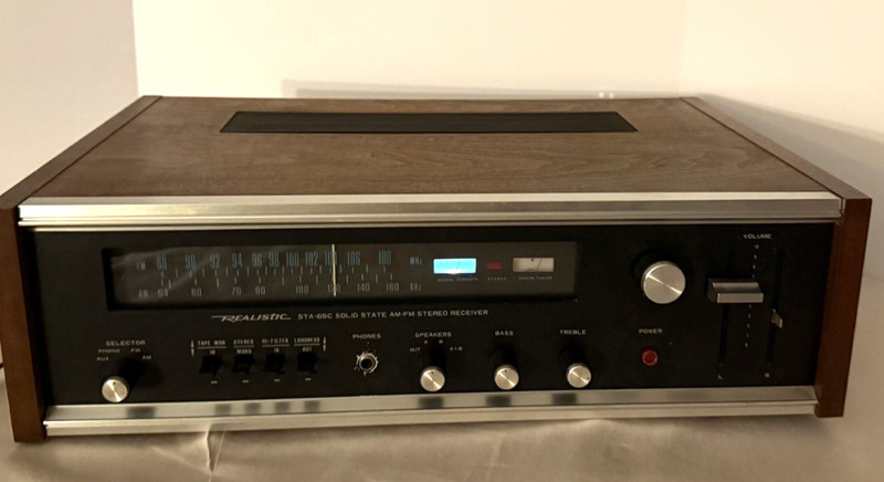 Realistic STA-65C Solid State Am/Fm Stereo Receiver 31-2032 Original Box/Manual