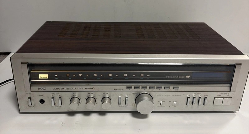Sansui 3900Z DC Digital Synthesizer AM/FM Stereo Receiver AM FM AUX Phono Tested