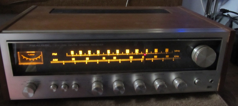 Vintage Realistic STA-52B AM/FM Stereo Receiver, NICE, WORKS