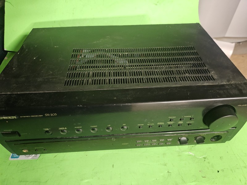 Pioneer SX-203 Stereo Receiver