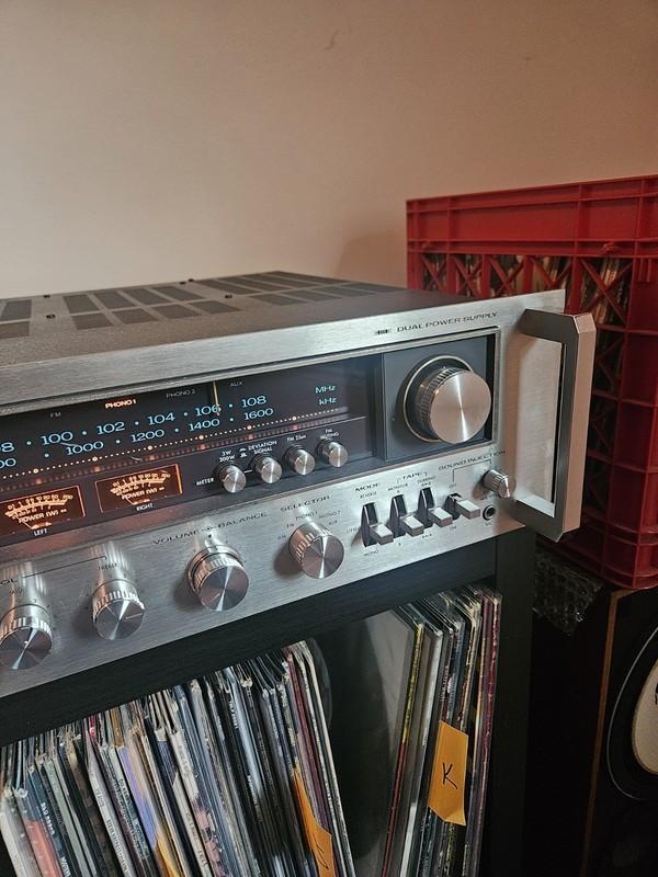 Kenwood KR-9600 Stereo AM/FM Receiver 160WPC Tested and working⭐️ SEE VIDEO ⭐ gallery