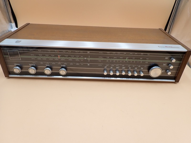 Vintage Norelco Holland 22RH781 Stereo Receiver Beautiful condition but no power