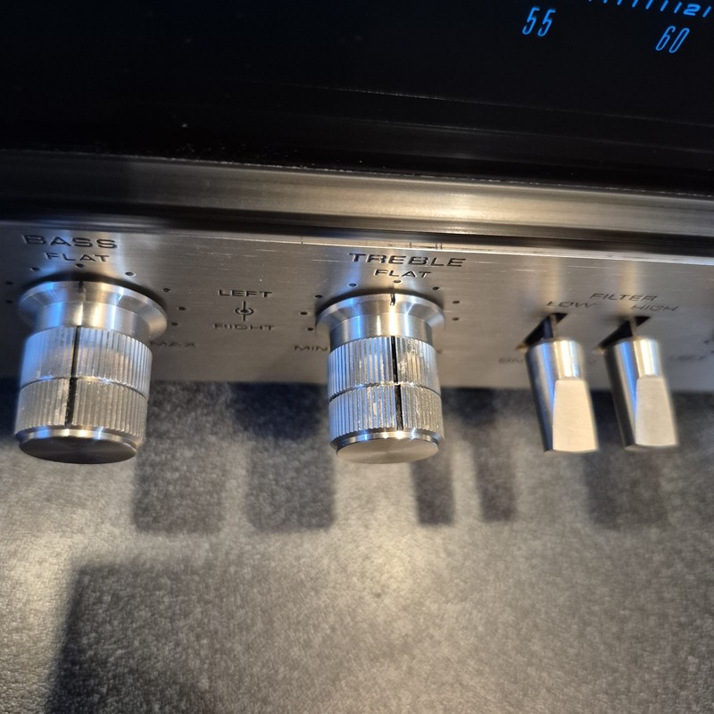 Pioneer Stereo Reciever Model SX-828 Wood Case Silver Face Tested Working 100% gallery