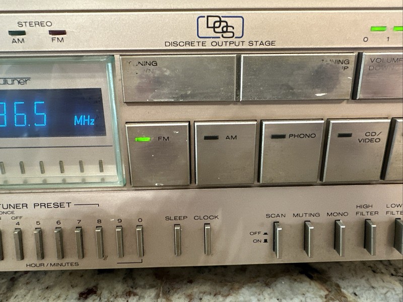 VINTAGE MARANTZ SR940 FM/AM STEREO RECEIVER Tested gallery