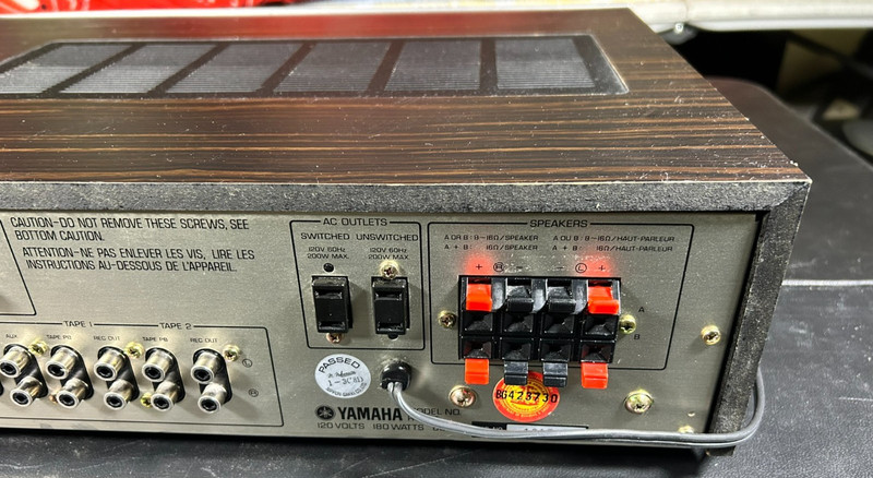 Yamaha Natural Sound R-500 AM/FM Stereo Receiver Amplifier -Vintage Japan 1980's gallery
