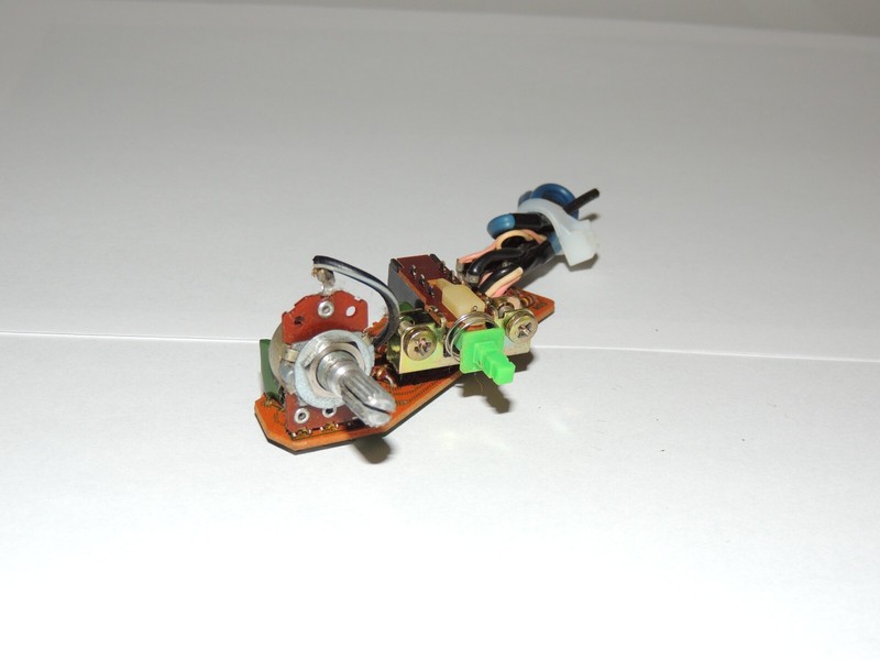 Sansui G-3000 Loudness & Balance Circuit Board Assembly F-2712