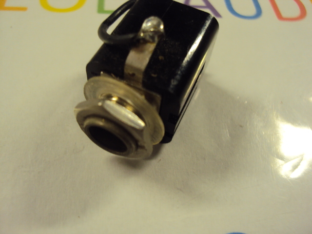 Kenwood KR 5200 MIC Jack 1/4" Tested. Parting Out KR 5200 Receiver. gallery