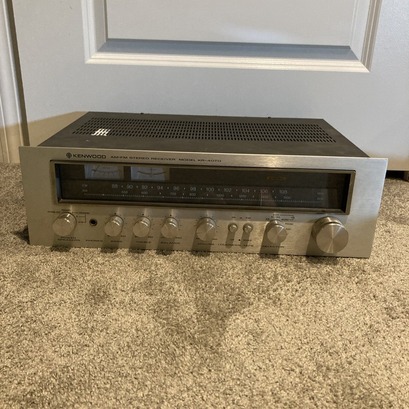 Vintage Sliver Face Kenwood KR-4070 AM/FM Stereo Receiver Tested and Working.