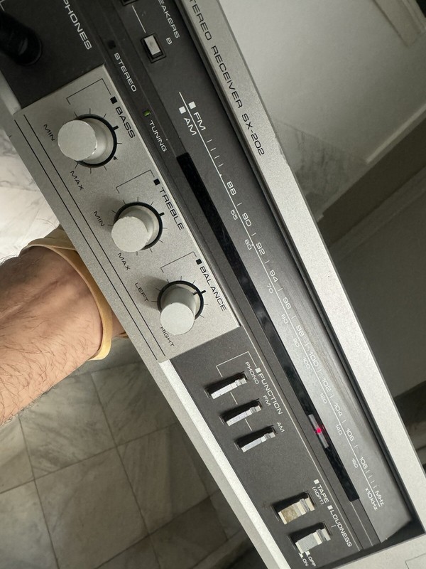 Pioneer SX 202 AM/FM stereo receiver 25 watts Per Channel 8 Ohms Circa 1982 gallery