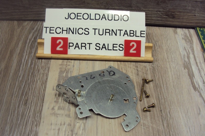 Technics SL-QD22 Turntable Motor Mounting Bracket/Screws. Tested Parting SL-QD22