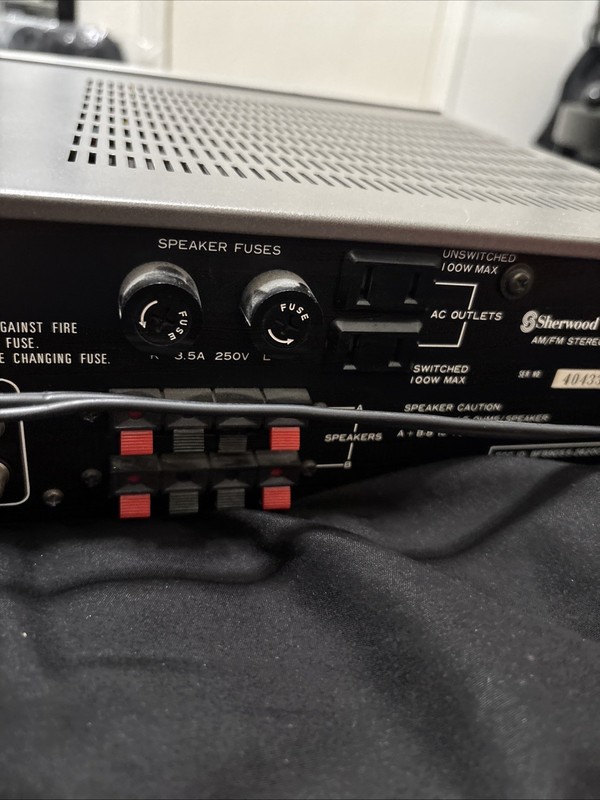 Sherwood AM/FM Stereo Receiver S-2640CP - TESTED WORKING gallery