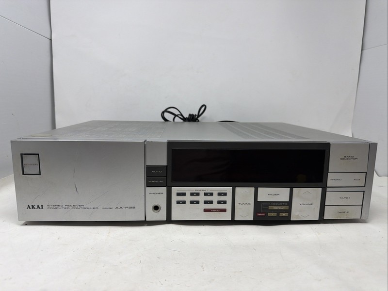 AKAI AA-R32 Stereo Receiver Computer Controlled Amplifier Audio System Works