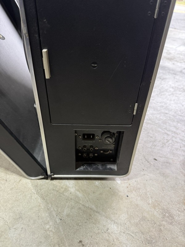TEAC Reel to Reel A-2060 Bi-directional REC gallery