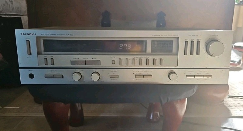 Vintage Technics SA-222 FM/AM Stereo Receiver Works!!