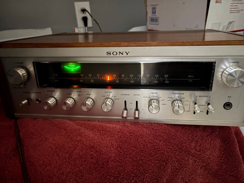 Sony STR-7055 Vintage AM/FM Stereo Receiver gallery
