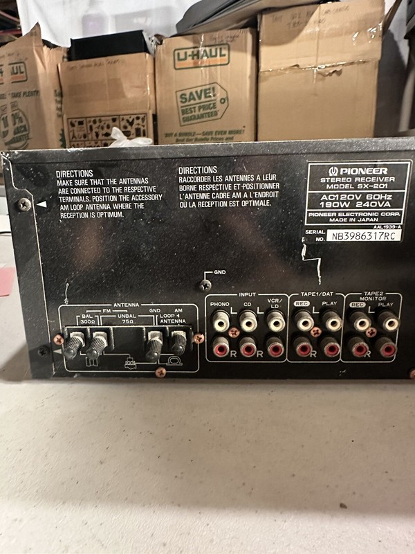 Pioneer Stereo Receiver & Graphic Equalizer, Model SX-201 - 190W ; 240VA gallery