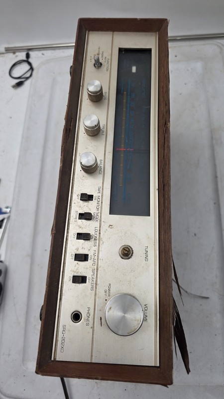 SOLID STATE AM/FM MULTIPLEX STEREO RECEIVER SRQ-202XD Nippon Sound Teak RARE