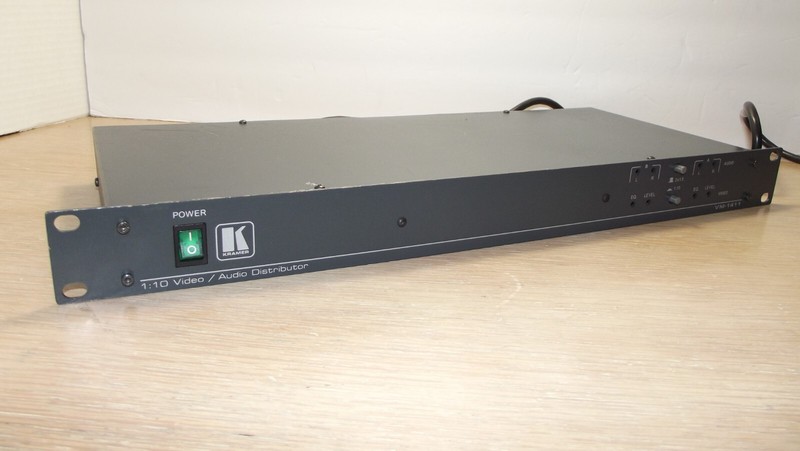 1:10 Video/ Audio Multiple Display Distributor Composite/ S-Video Kramer VM-1411 gallery