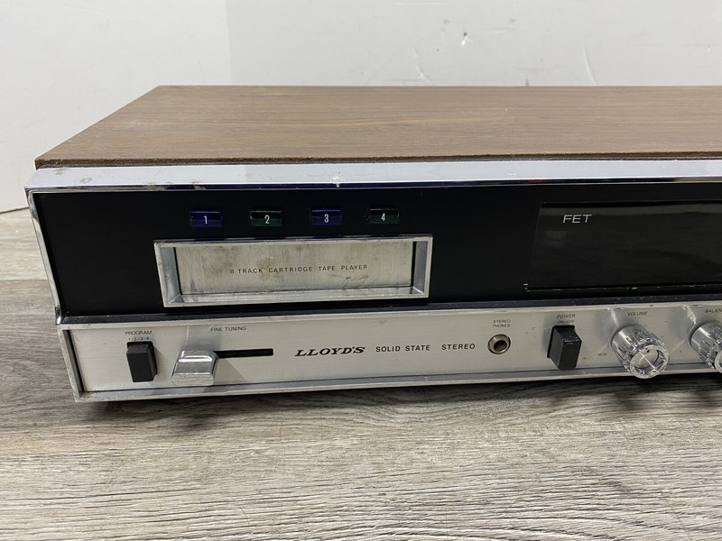 Lloyd's AM/FM Solid State Stereo Model 2M75W-07 *For Parts* Read gallery