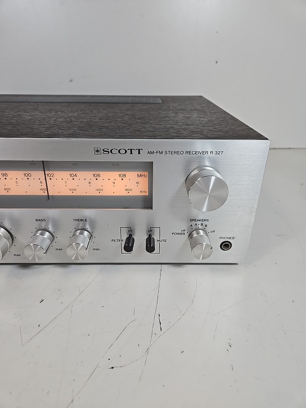 Vintage Scott R327 Stereo Receiver - Wood Grain - gallery