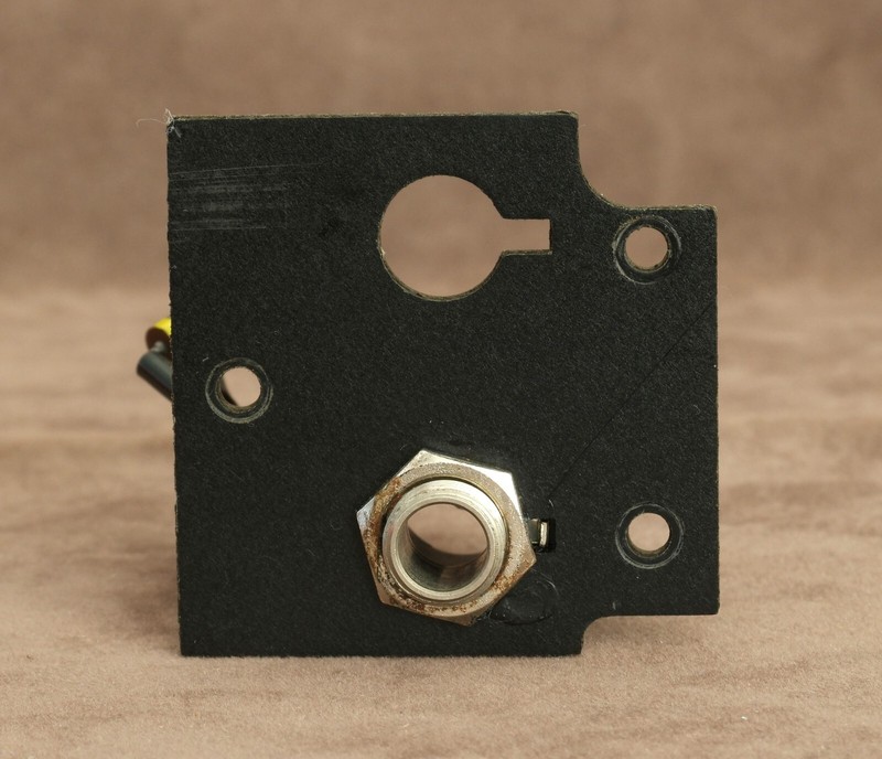 Marantz 2215 FM/AM Receiver Parts : Phones Jack gallery