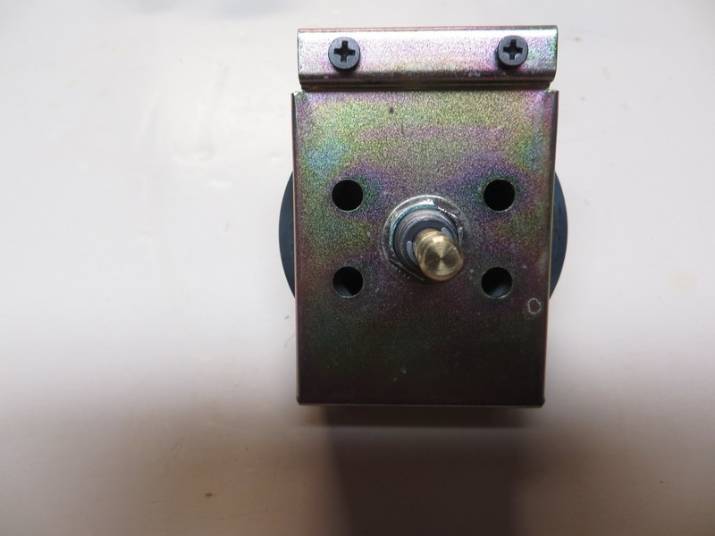 SANSUI STEREO RECEIVER G9000/G901 TUNING SHAFT ASSEMBLY W/MOUNT gallery