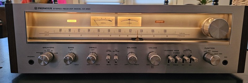 Pioneer SX-650 Vintage Stereo Receiver gallery
