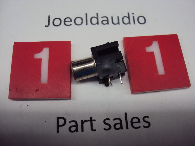 AIWA TS-W5U Original RCA Jack Sub Input. Tested. Parting Out AIWA TS-W5U.