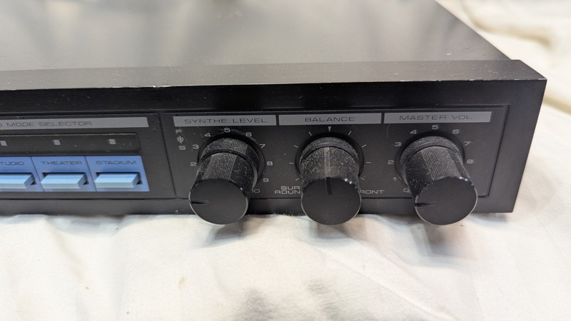 Pioneer SP-101 Synthesized Surround Processor (UNTESTED) gallery