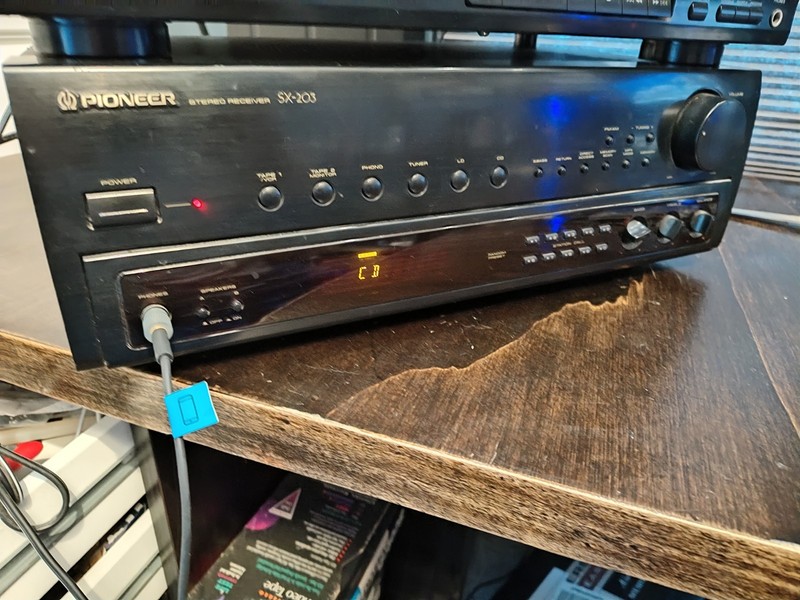 Pioneer Stereo Receiver – tested & working SX-203 NO REMOTE
