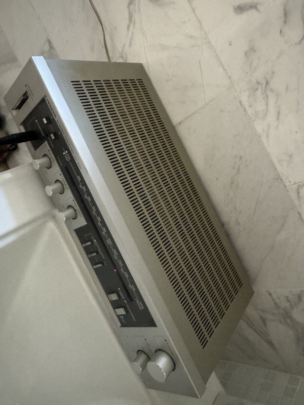 Pioneer SX 202 AM/FM stereo receiver 25 watts Per Channel 8 Ohms Circa 1982 gallery