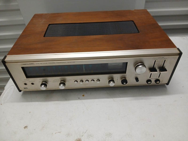 Realistic QTA-753 Four Channel Stereomax Receiver Model 31-4015