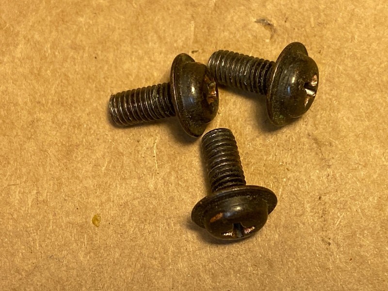 YAMAHA CA-810 Set of 3 Case Screws for the Top Cover - Vintage Amplifier Parts gallery
