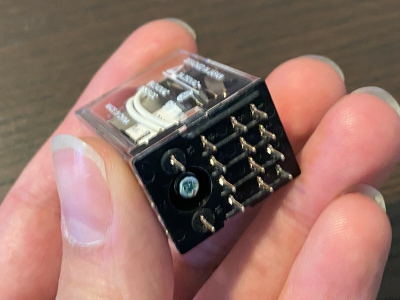 New Relay for Yamaha CR-640, CR-840, CR-1040, CR-2040, M-4 w/ Instructions gallery