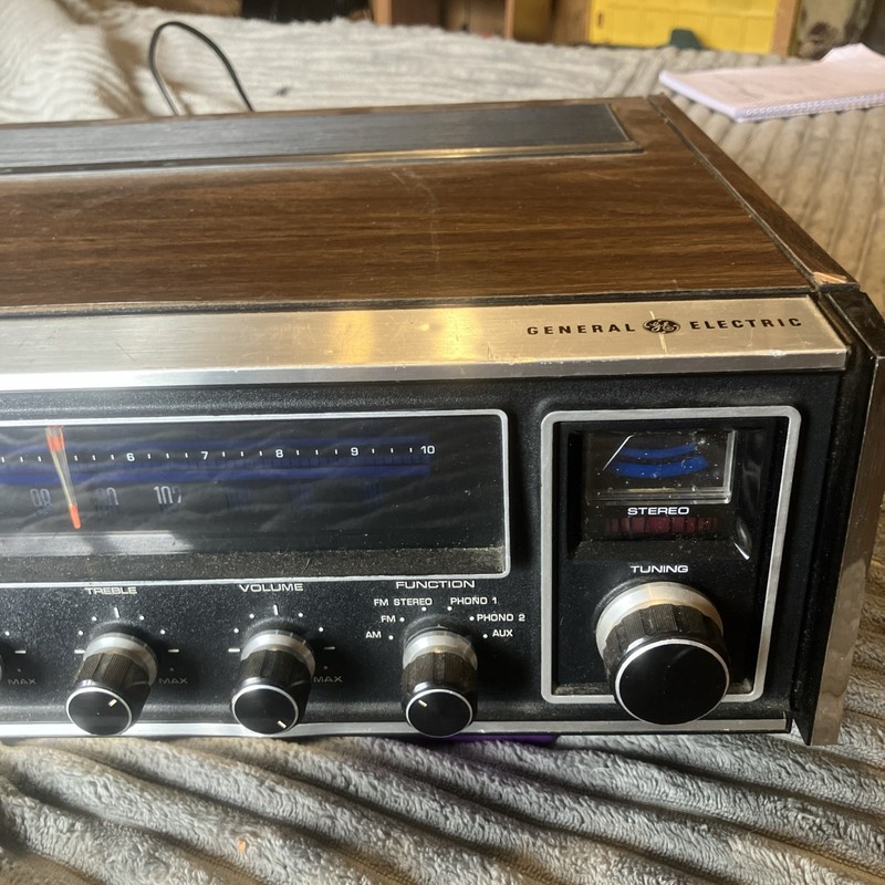 General Electric Am Fm Stereo Receiver Model RA200A gallery