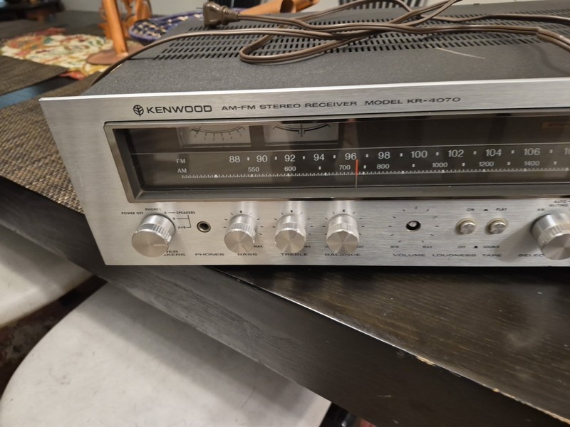 Kenwood KR-4070 AM/FM Stereo Tuner Receiver Volume Knob Missing gallery